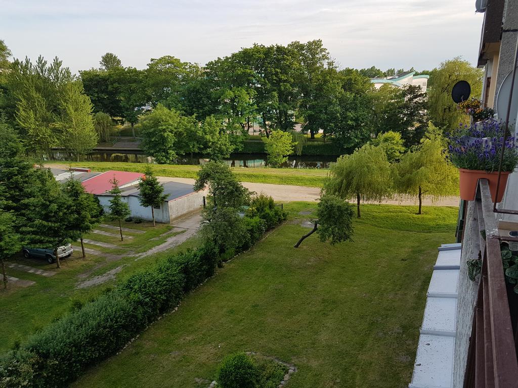 Samodzielny Apartament 2Pokojowy Apartment Kolobrzeg Bagian luar foto